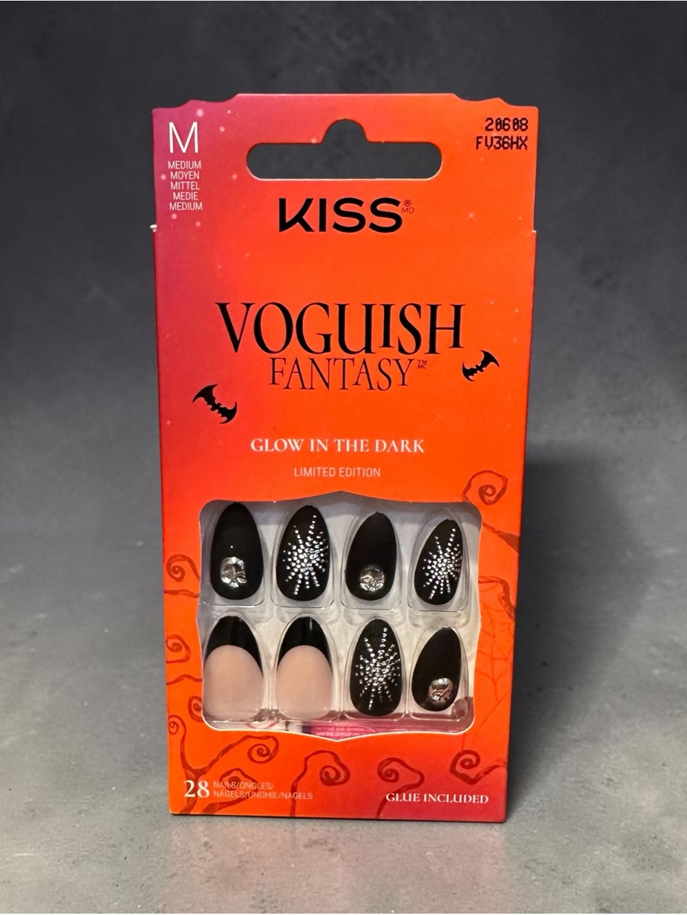 KISS Voguish Fantasy Glow in the Dark Halloween Press-On Nails Medium Size